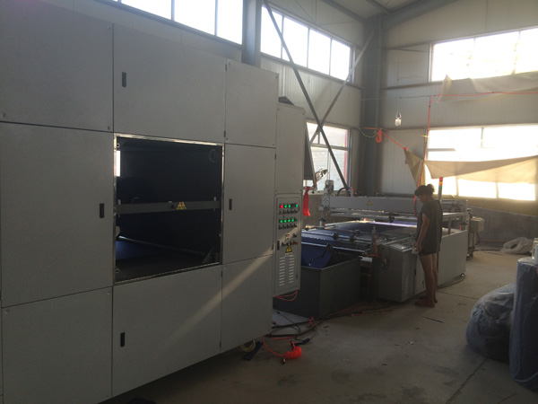 自动丝网印刷机